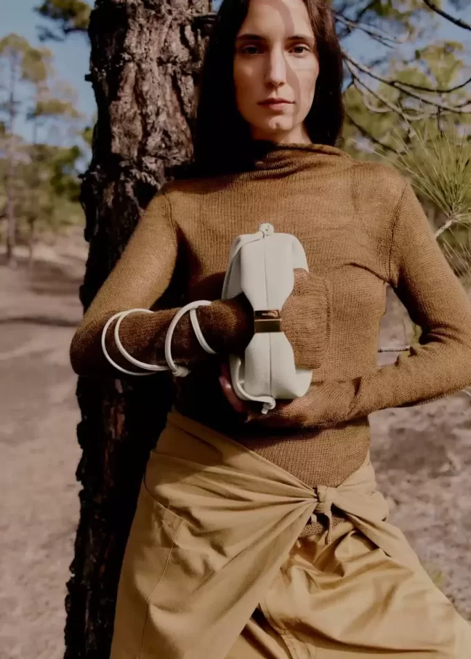 Béri Edition  Textured Chalk