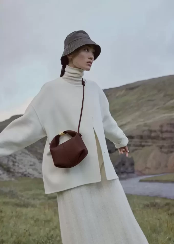 Béri Edition  Textured Sandalwood