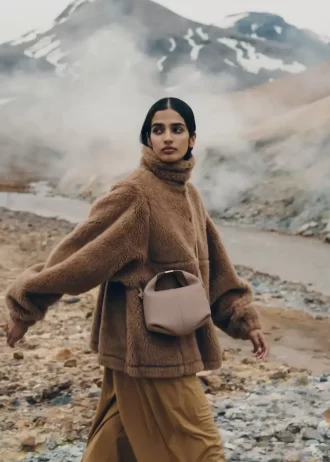 Béri Edition  Textured Taupe