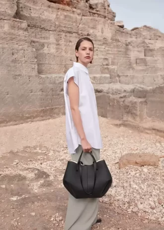 Cyme Edition  Textured Black