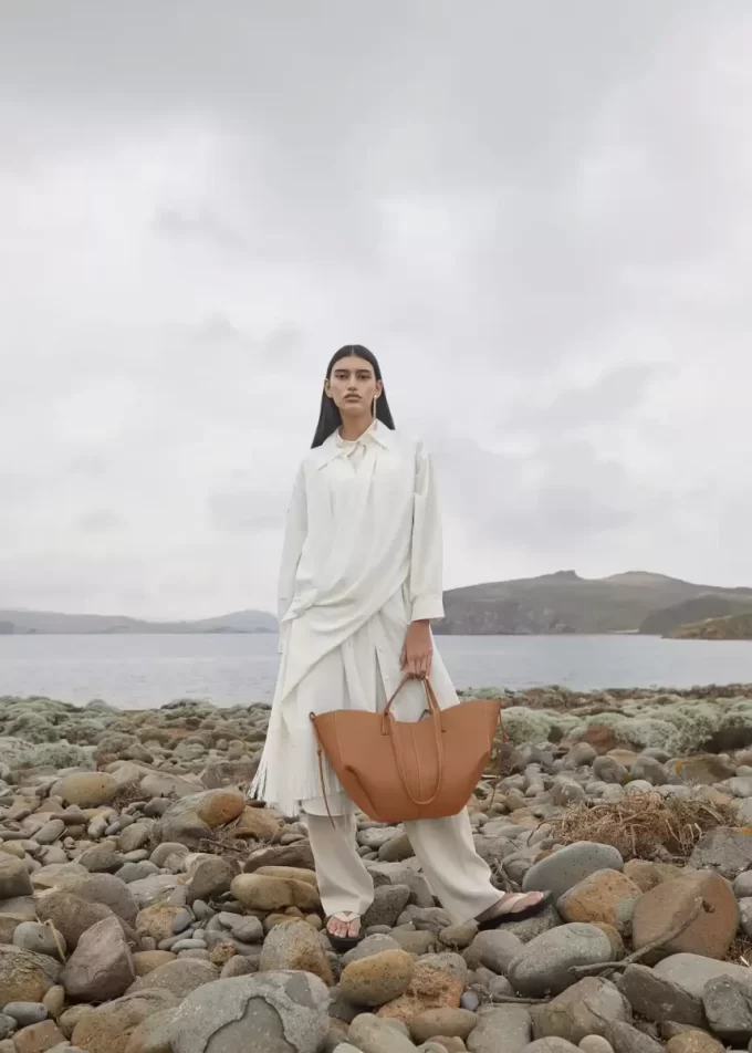 Cyme Edition  Textured Camel