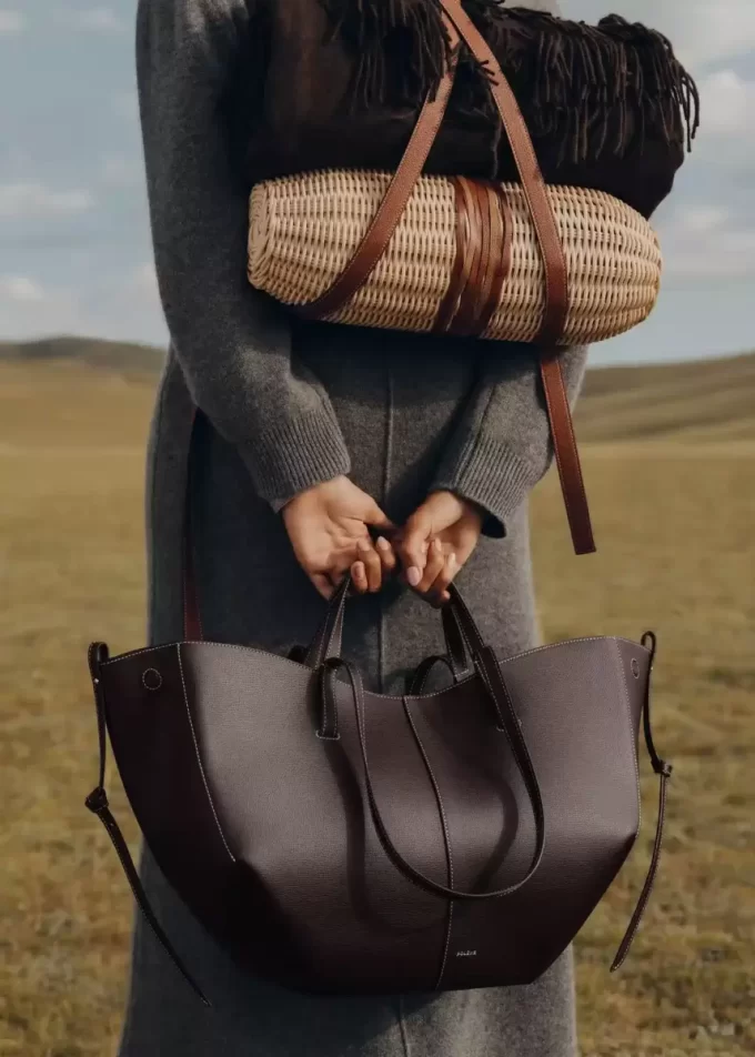 Cyme Edition  Textured Ebony