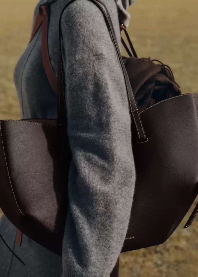 Cyme Edition  Textured Ebony