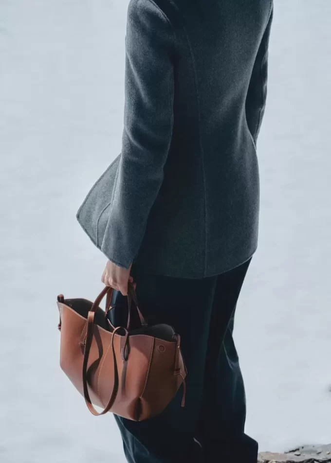 Cyme Mini Edition  Textured Cognac