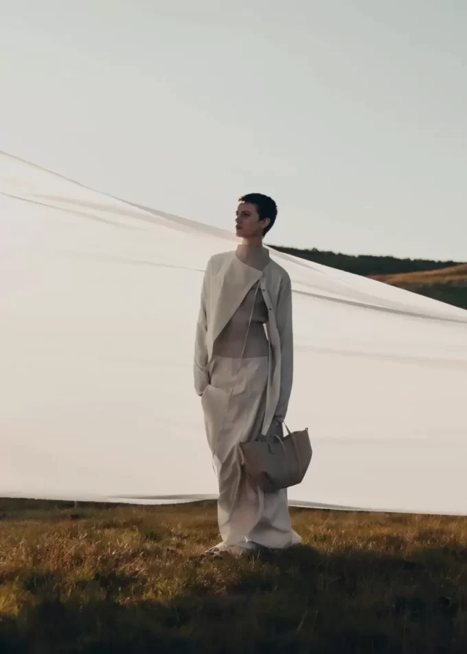 Cyme Mini Edition  Textured Taupe