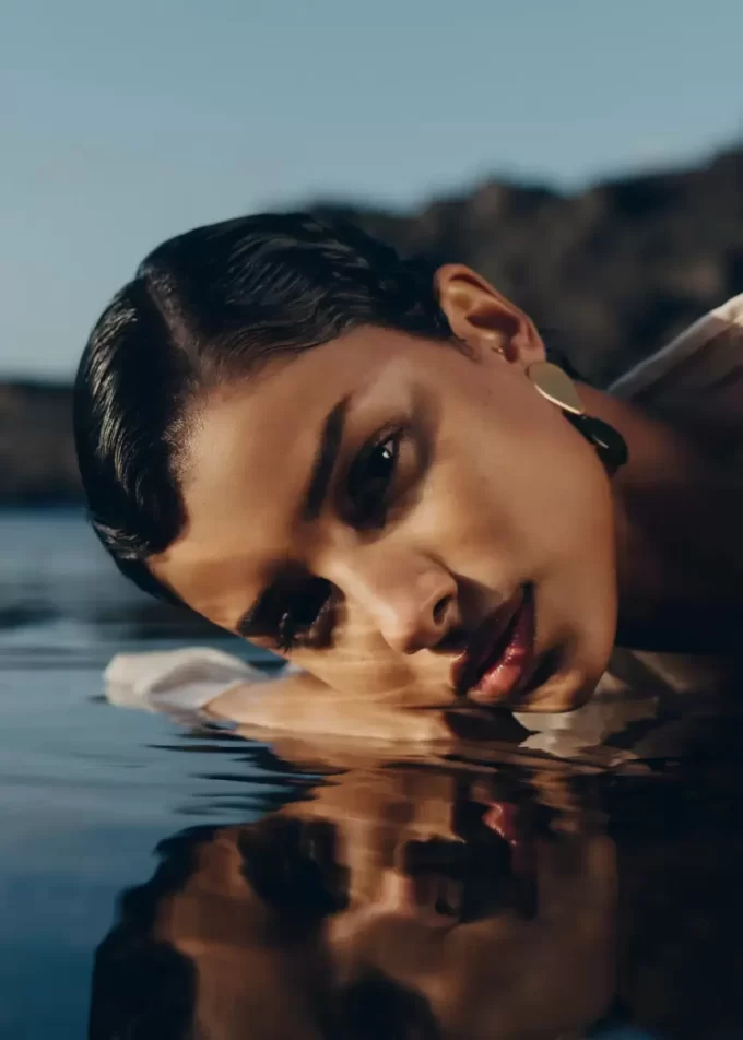 Naé Earrings Edition  Smoked glass