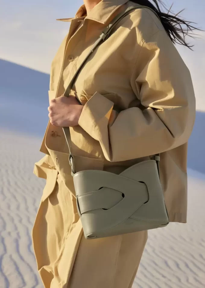 Nodde Edition  Smooth Olive