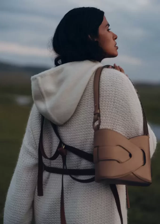 Nodde Edition  Smooth Root