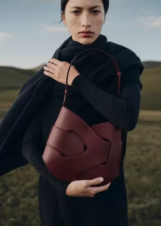 Nodde Hobo Edition  Smooth Black Cherry