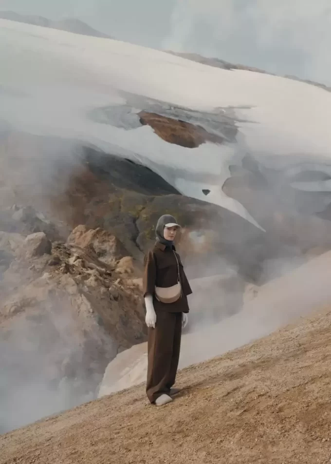 Numéro Dix Edition  Crocodile Nubuck Taupe