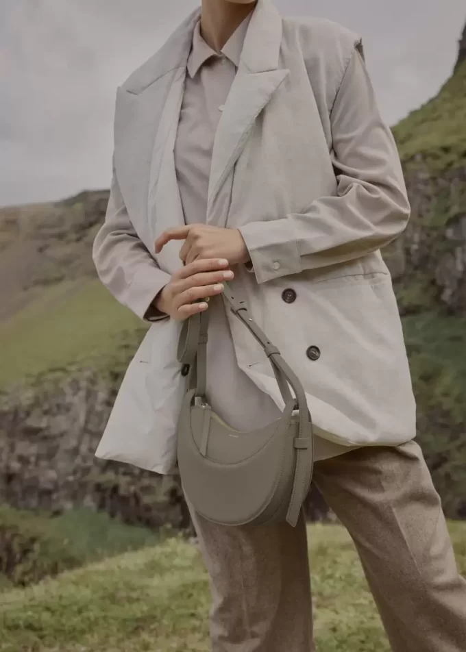 Numéro Dix Edition  Textured Olive