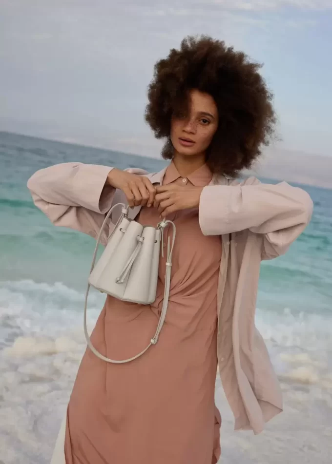 Numéro Huit Mini Edition  Textured Chalk