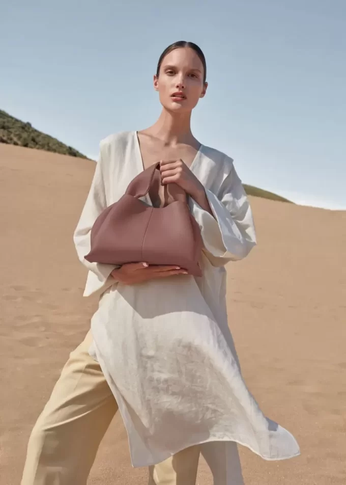 Numéro Neuf Edition  Textured Blush