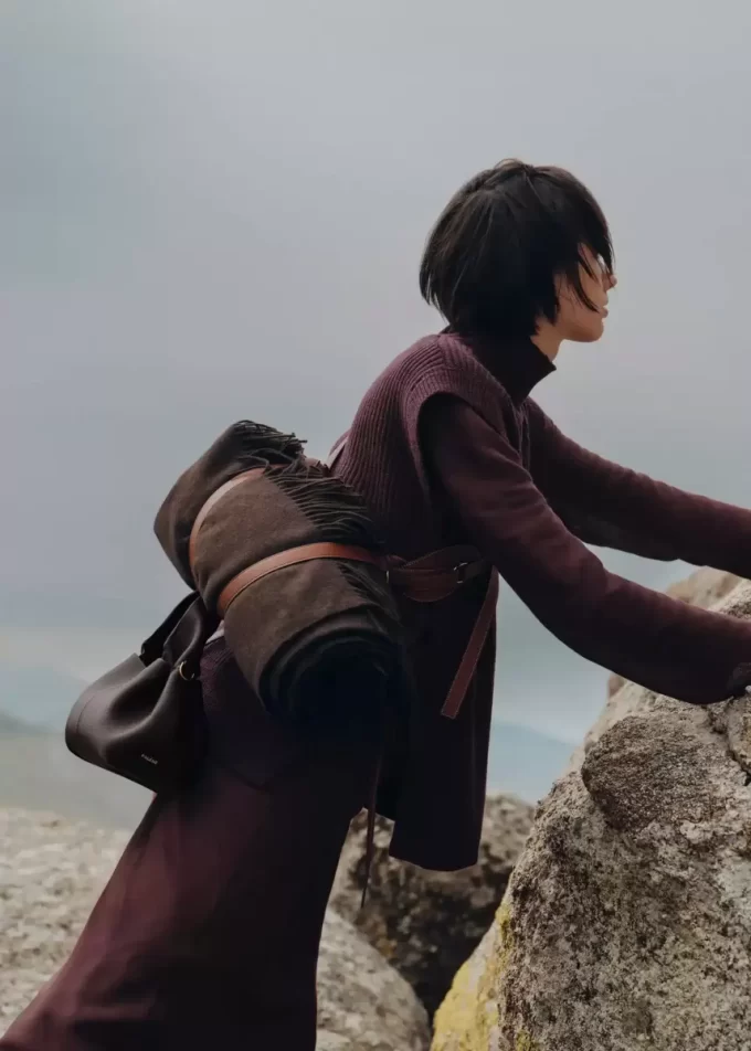 Numéro Neuf Mini Edition  Textured Ebony