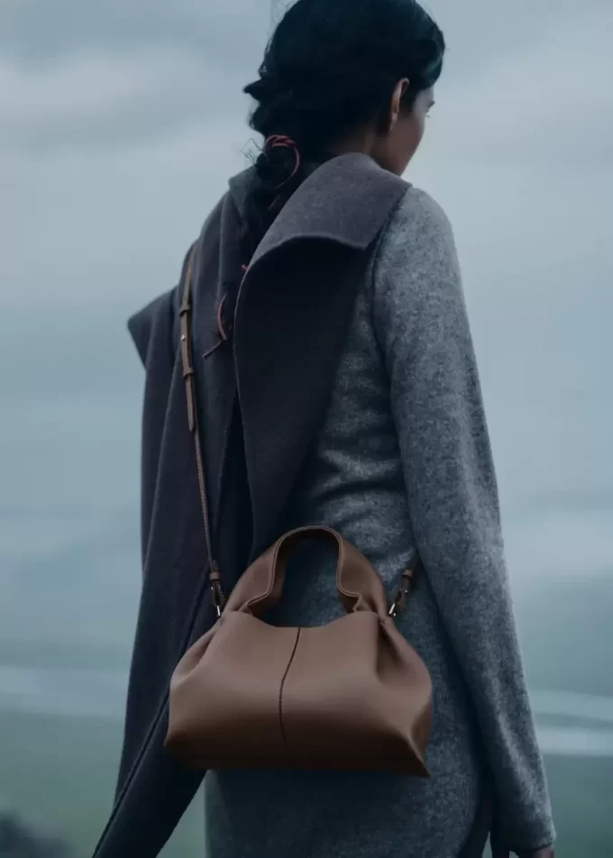 Numéro Neuf Mini Edition  Textured Root