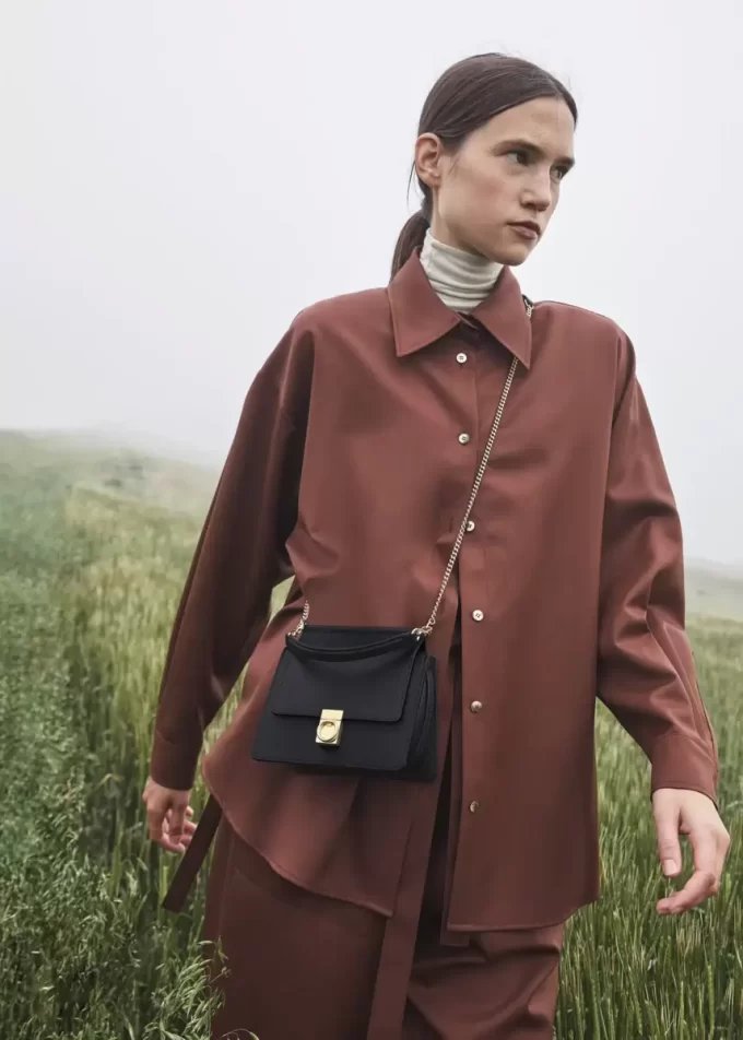 Numéro Sept Mini Edition  Textured Black