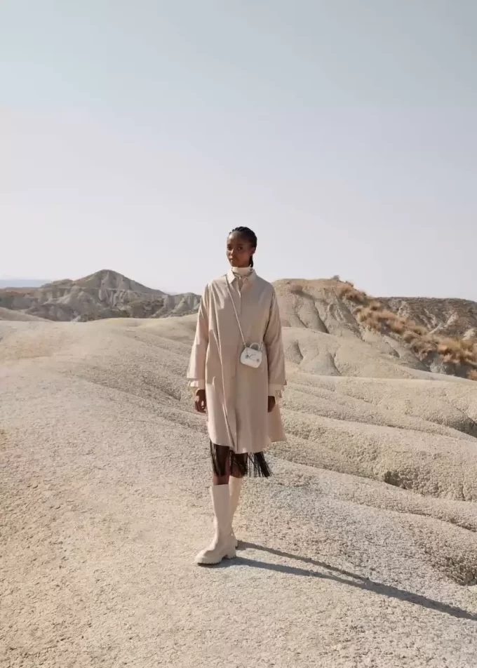 Numéro Un Micro Edition  Textured Chalk