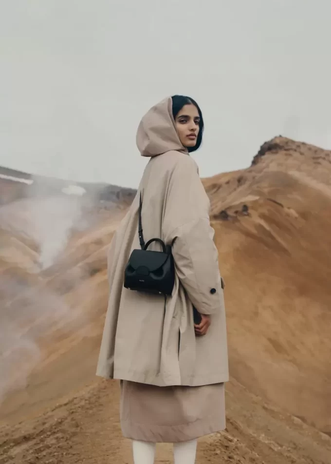 Numéro Un Nano Edition  Textured Black