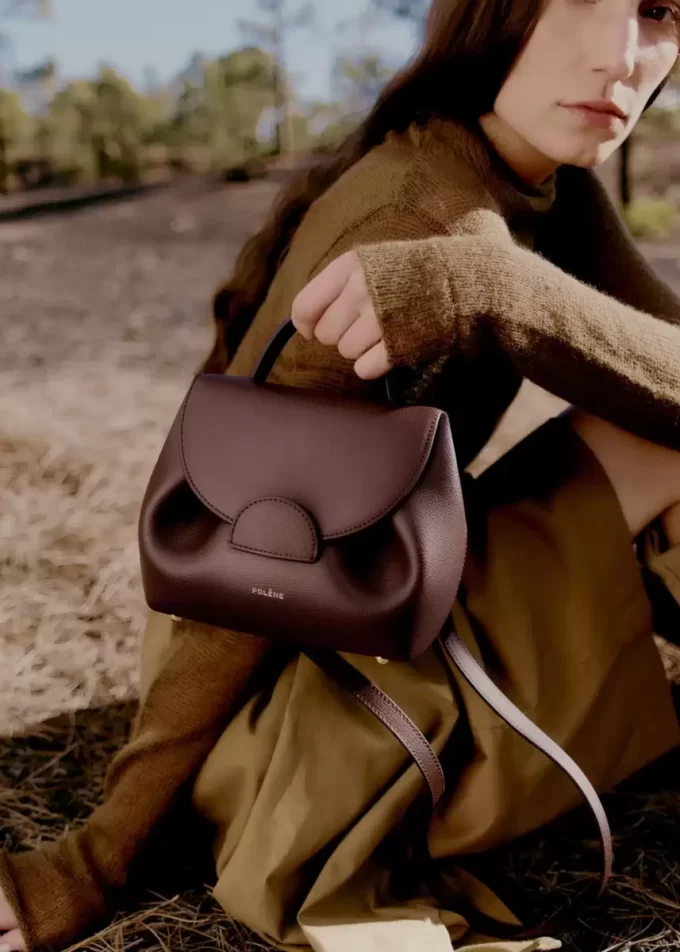 Numéro Un Nano Edition  Textured Burgundy