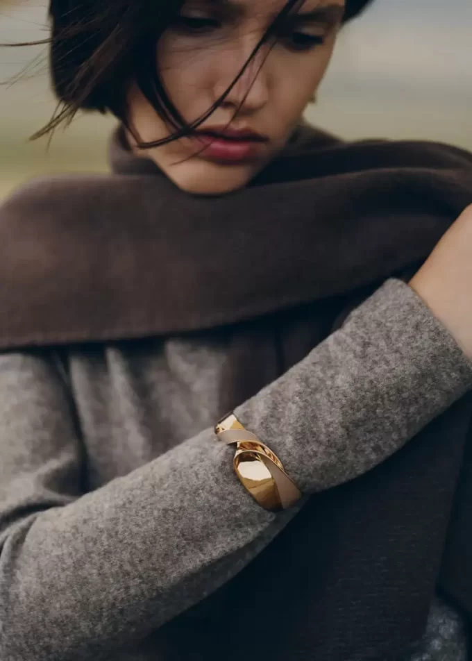 Éole Cuff Edition Taupe Leather Éole Cuff Edition Taupe Leather